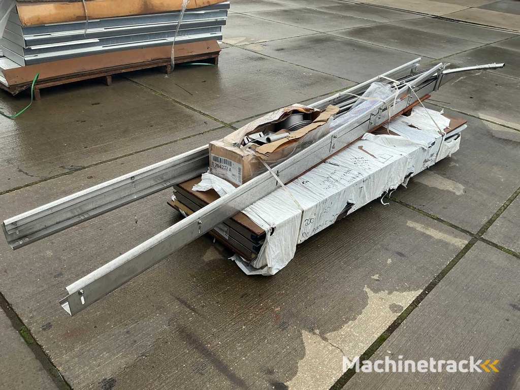 Sektionaltor mit Edelstahlschienen (2.00x2.30 mtr) unbenutzt