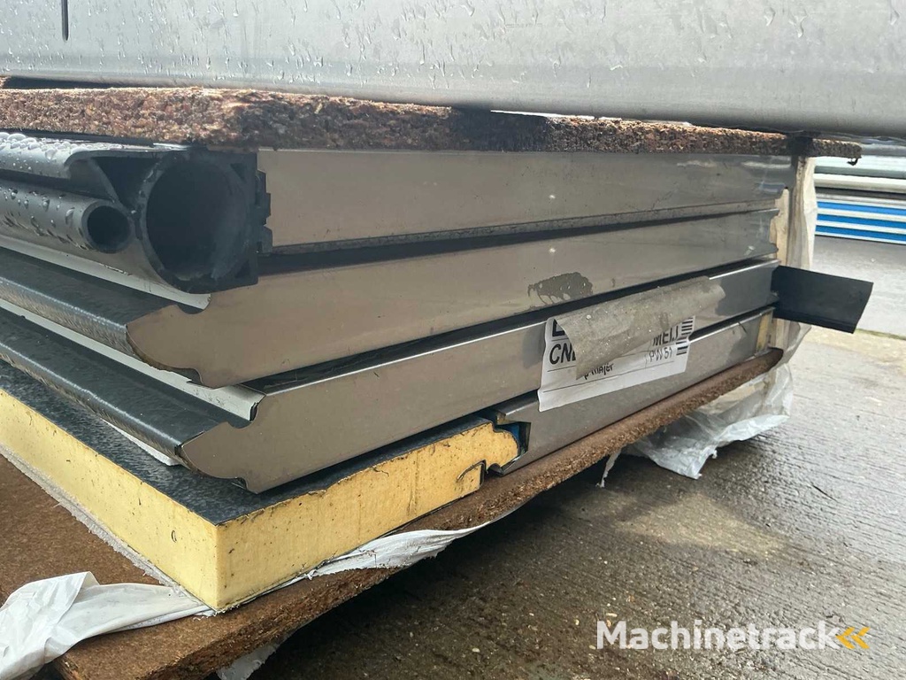 Sektionaltor mit Edelstahlschienen (2.00x2.30 mtr) unbenutzt