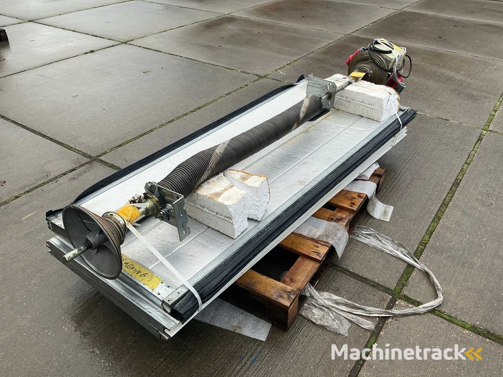 Overheaddeur (2,04x2,85 mtr)