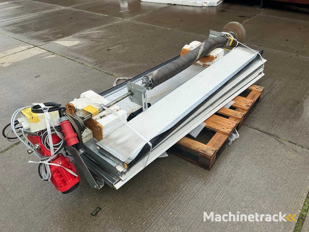 Overheaddeur (2,04x2,85 mtr)