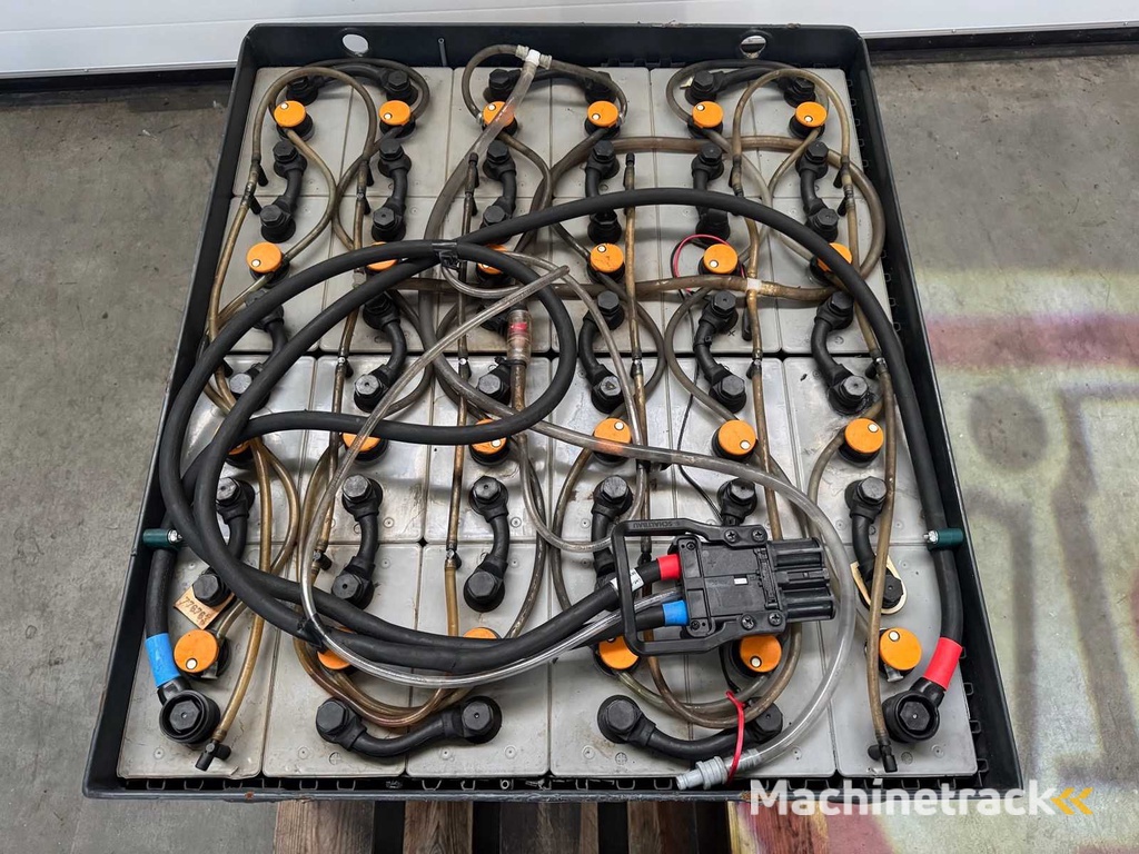 11/2018 Still 48V 750Ah 6PzS750 Heftruck Accu Accu Elektrische Heftruck Linde Jungheinrich 830x730x630mm