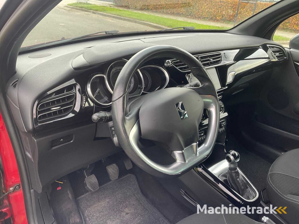 2013 Citroen DS3 1.2 VTi So Chic Pkw