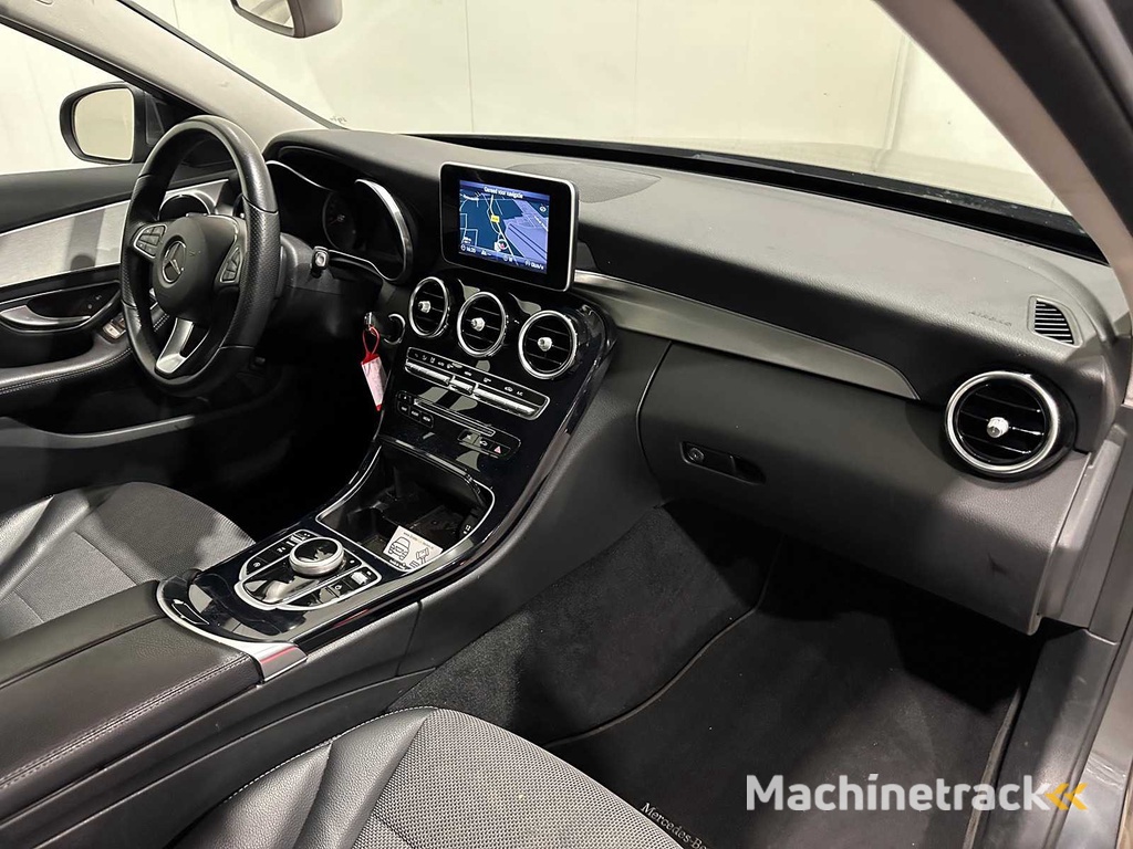 Mercedes-Benz C-Klasse 180 Business Sol. RH-160-F 88.000 KM NAP Original holländisches Auto!