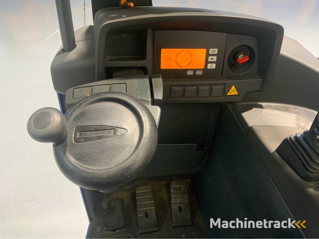 Jungheinrich ETV 216 - 9.41M Triplex - Schubmaststapler