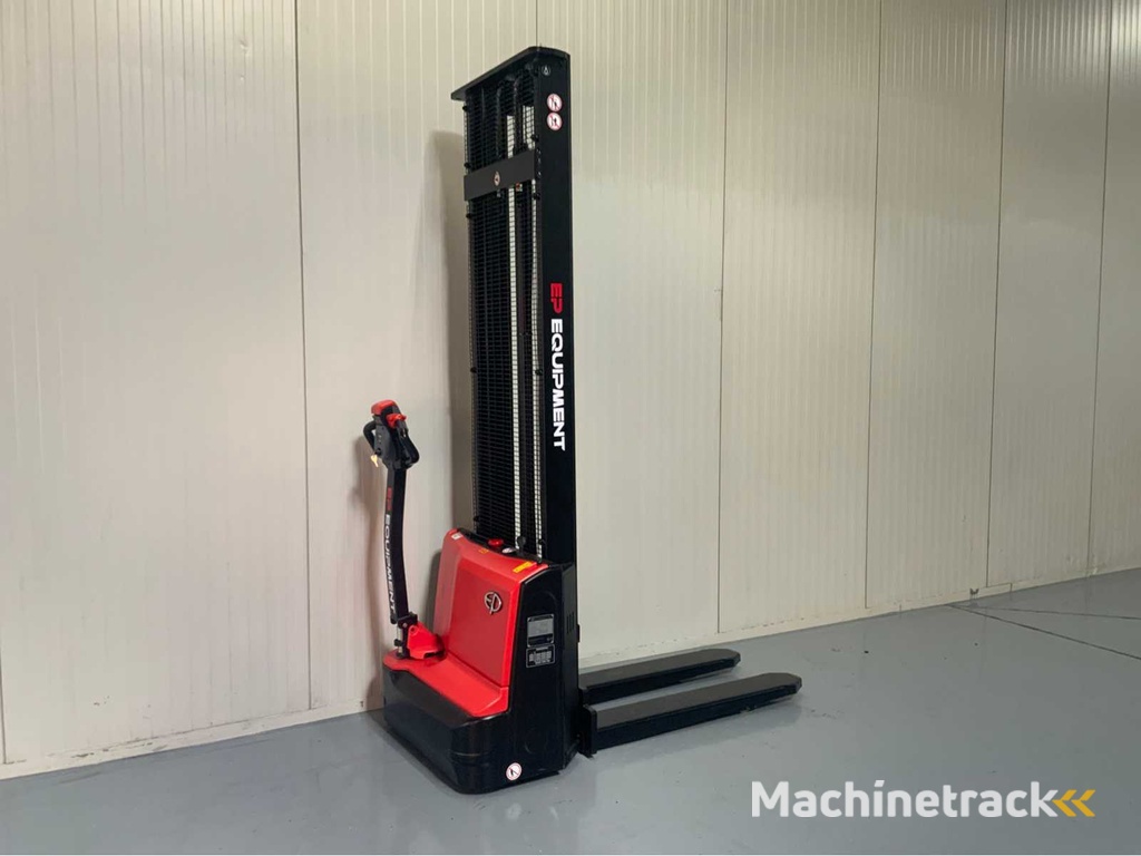 EP - EST 4,15 meter - Stapelaar interne lader 2025