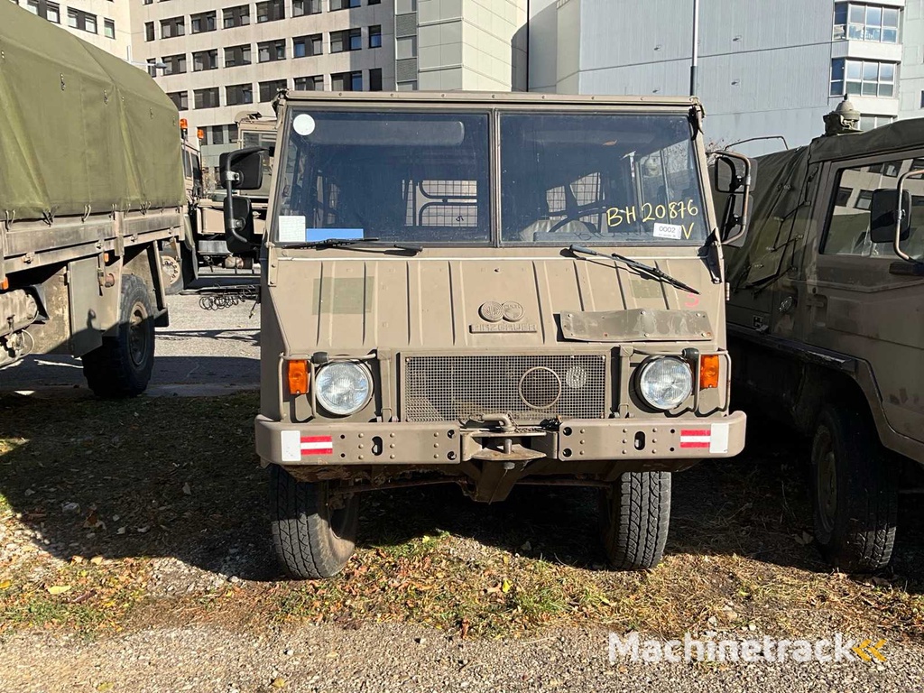 1974 Steyr Pinzgauer 710 K Army Vehicle