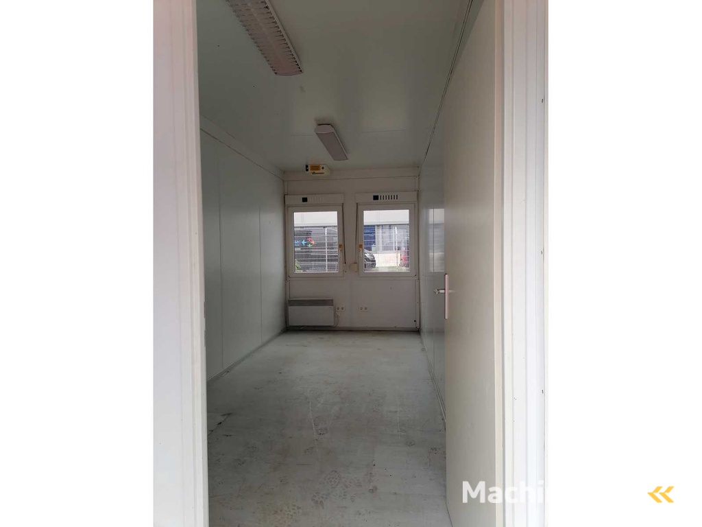 CONTAINEX STANDARD CONTAINER 20' container