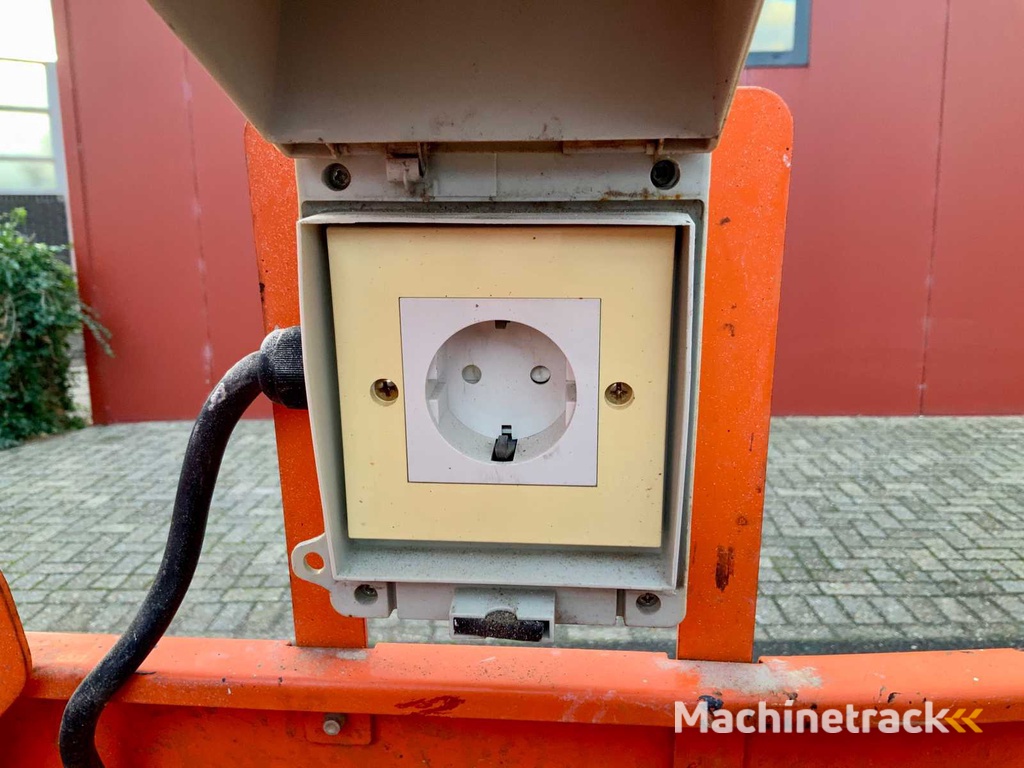 2016 Sky Jack SJIII3219 Hubarbeitsbühne