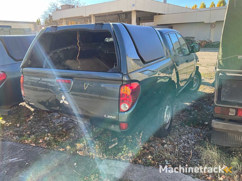 Mitsubishi L200 Legervoertuig