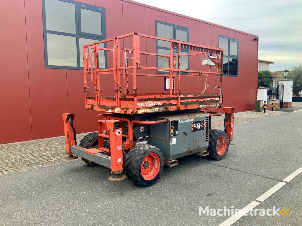 2016 Skyjack SJ6826RT Unebenes Gelände Hubarbeitsbühne 4x4