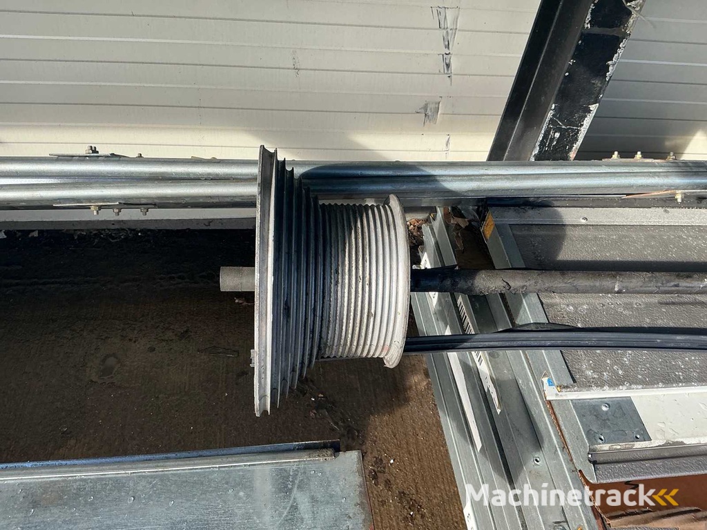 Overheaddeur (4,50x4,67 mtr)