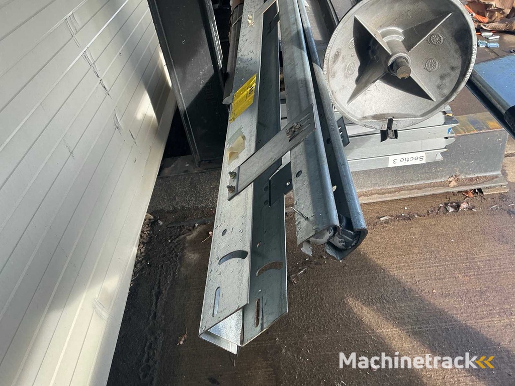 Overheaddeur (4,50x4,67 mtr)