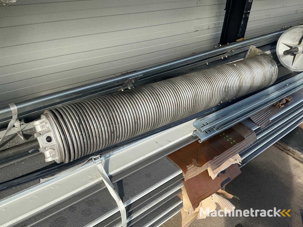 Overheaddeur (4,50x4,67 mtr)