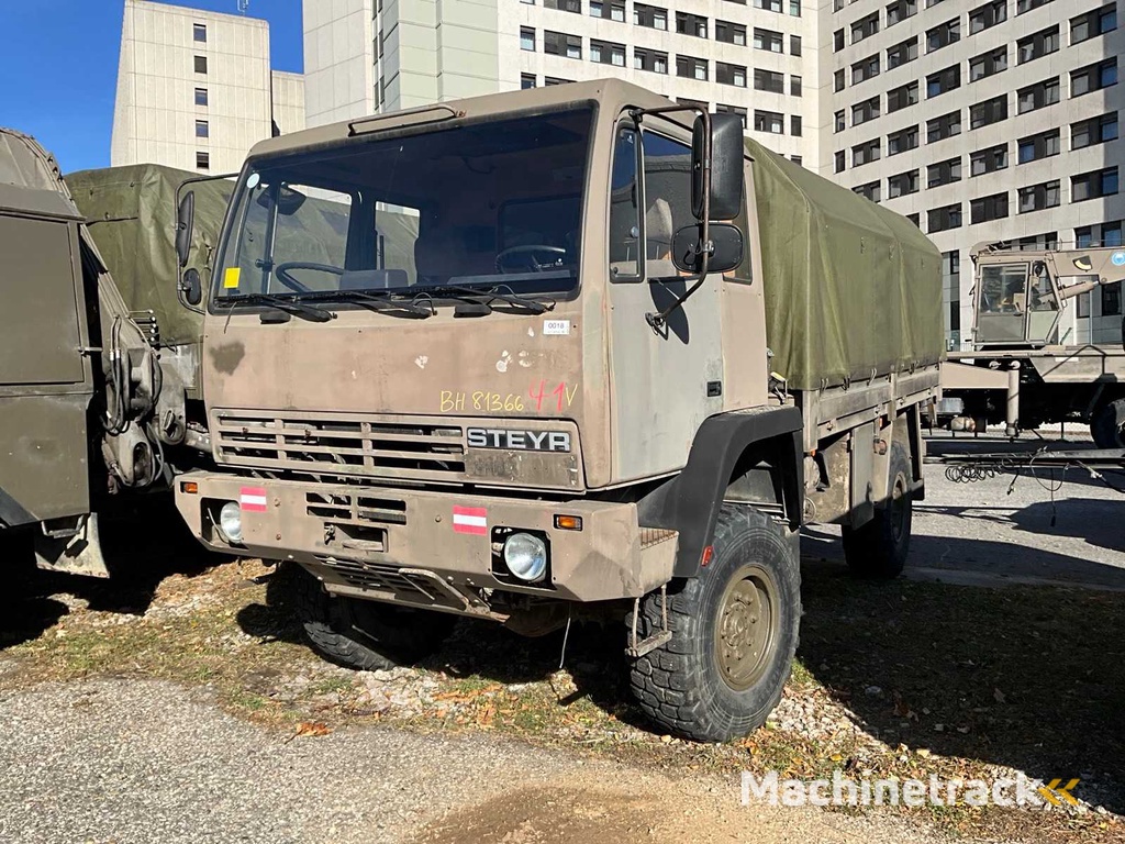 1986 Steyr 12M18 Armeefahrzeug