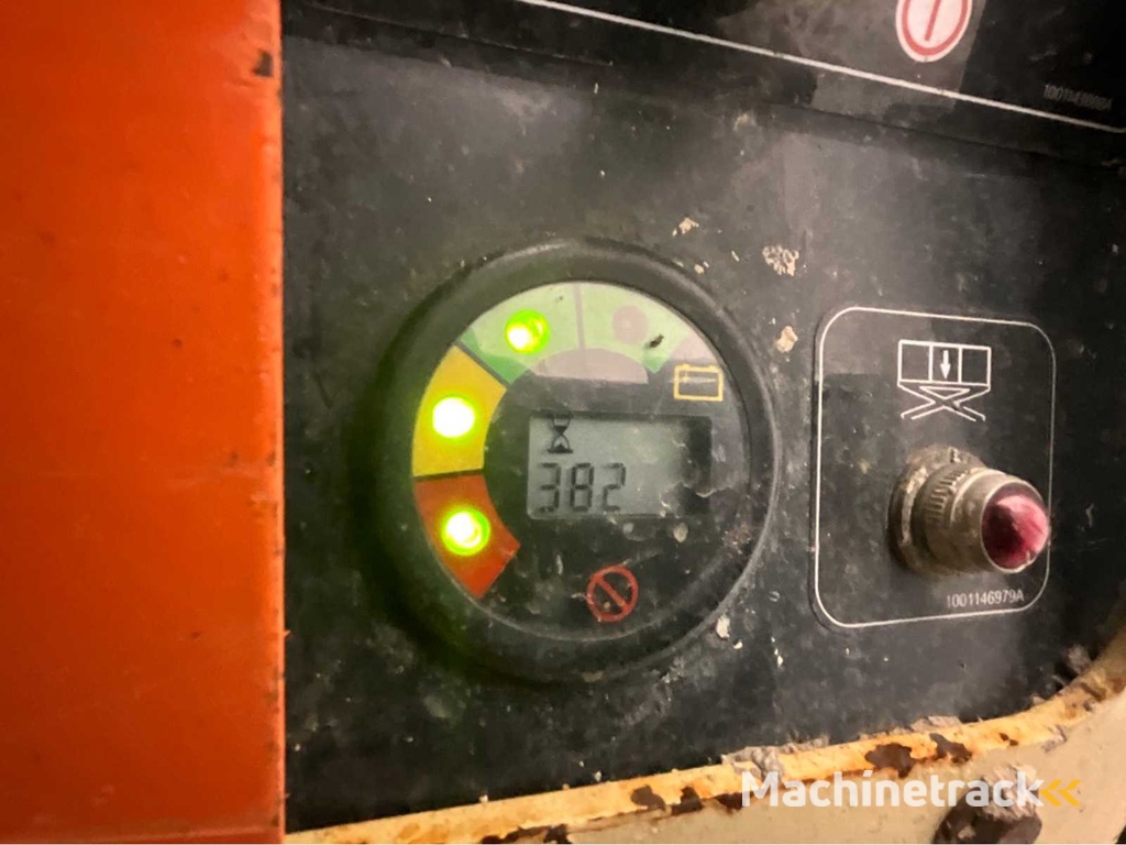 JLG -6RS - Hubarbeitsbühne, Arbeitshöhe 7.8M, ausziehbar auf 2.55m