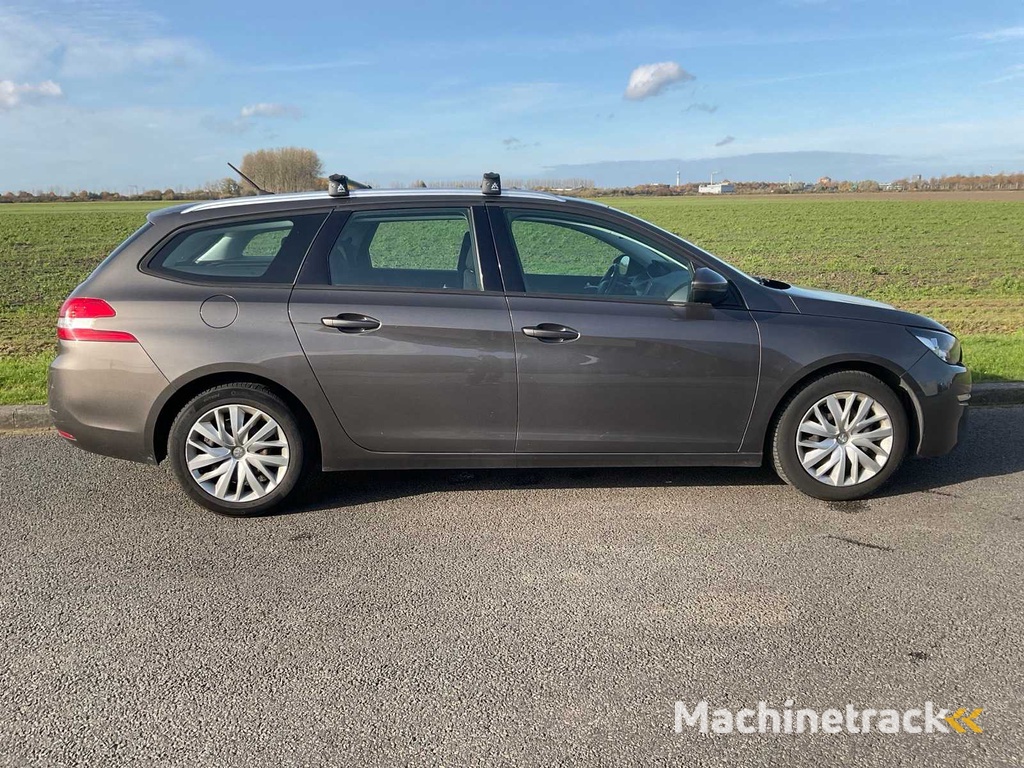 2015 Peugeot 308 SW 1.2 PureTech Active Personenauto