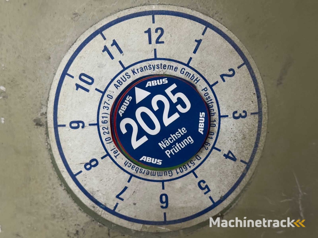 STAHL - Zwenkkraan op kolom