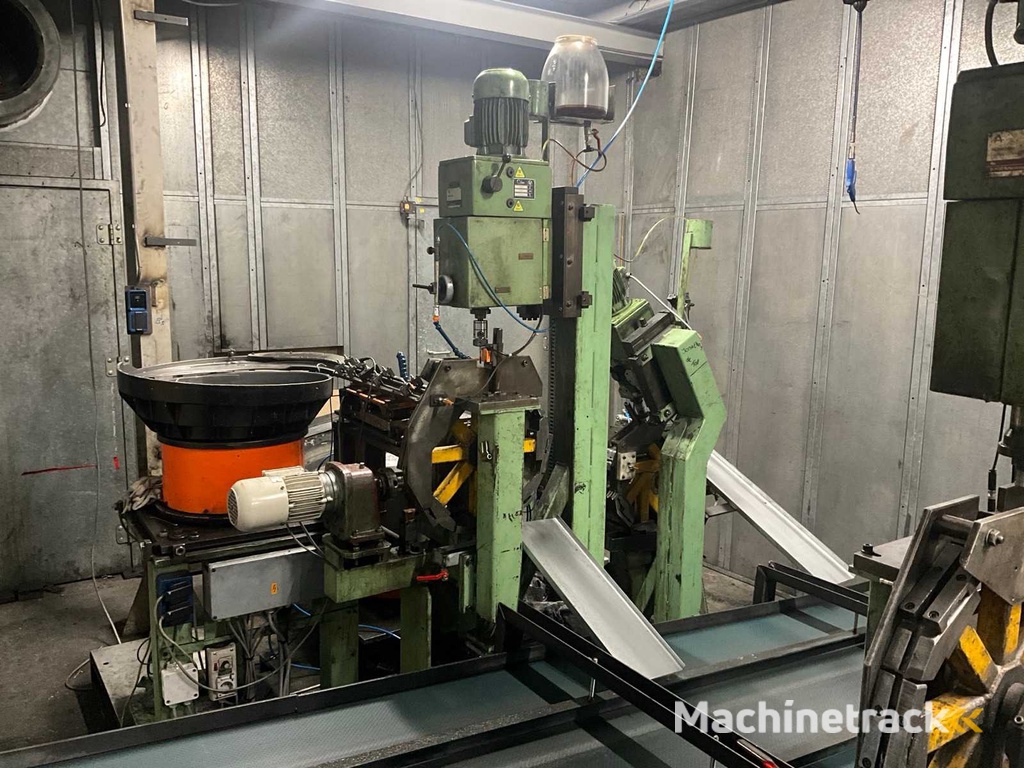 Hüller Hille UG12 Locking claw tapping machine (4x)