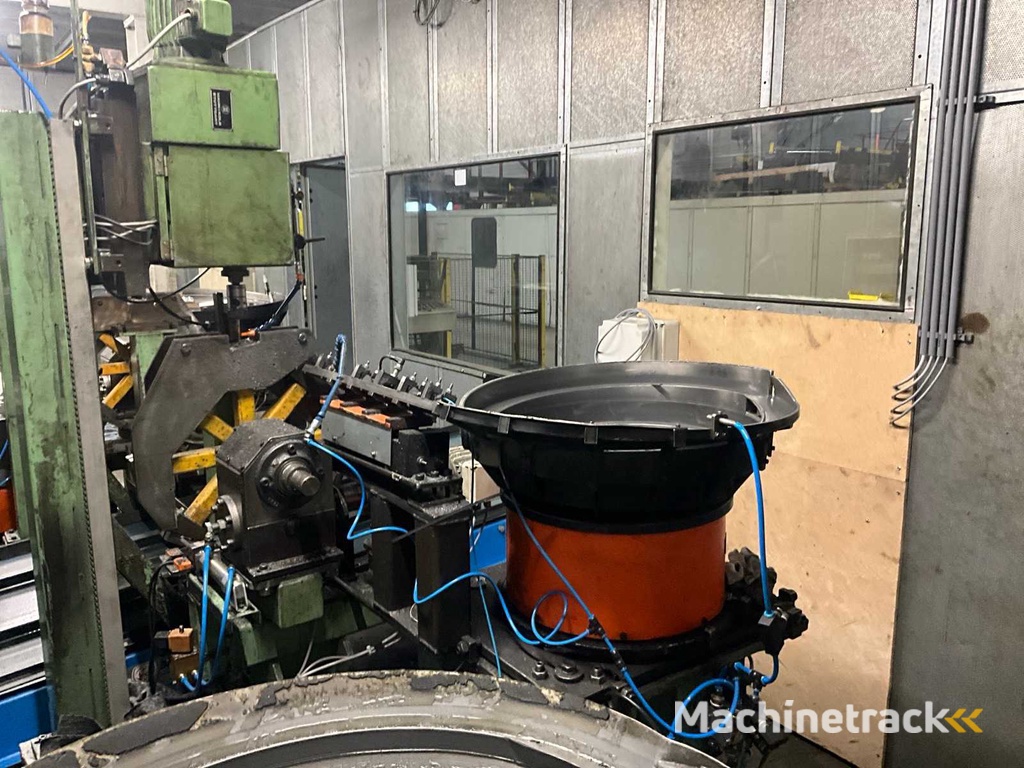 Hüller Hille UG12 Locking claw tapping machine (4x)