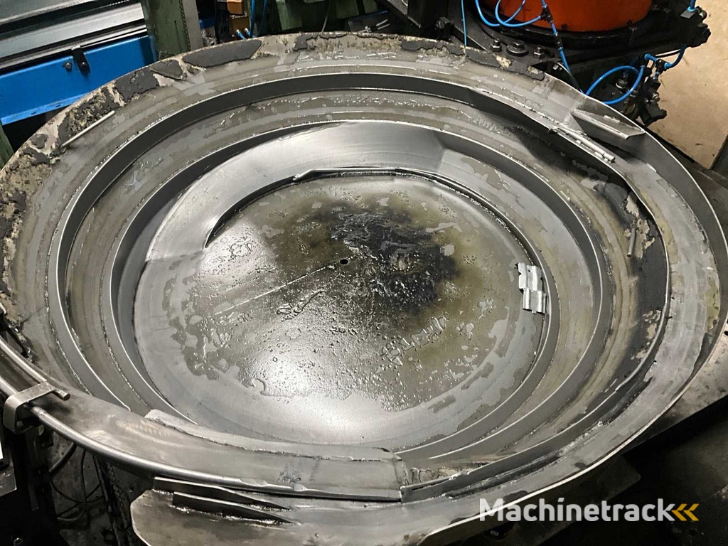 Hüller Hille UG12 Locking claw tapping machine (4x)