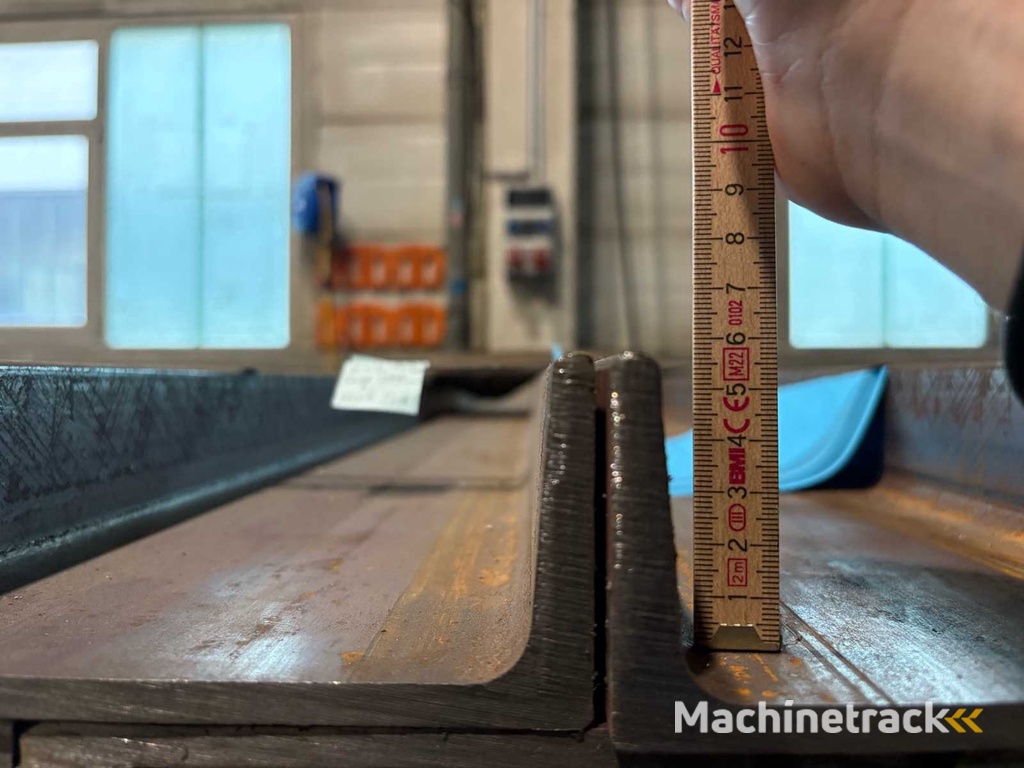 117x U-balk UPN160 S235JR