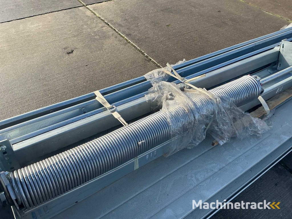 Overheaddeur (3,05x2,95 mtr)