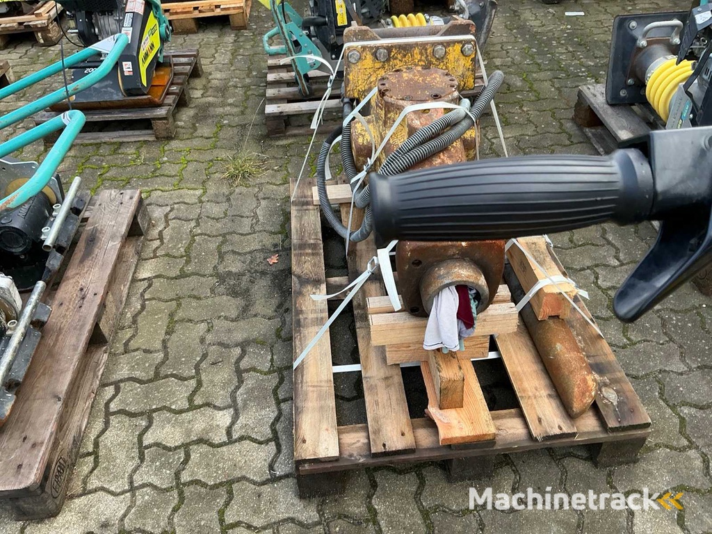 2021 Feco TR 12 Sleuvengraver