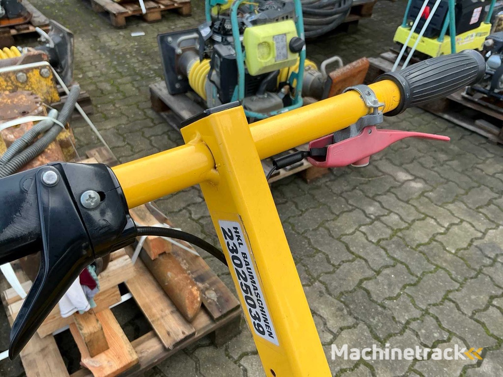 2021 Feco TR 12 Sleuvengraver