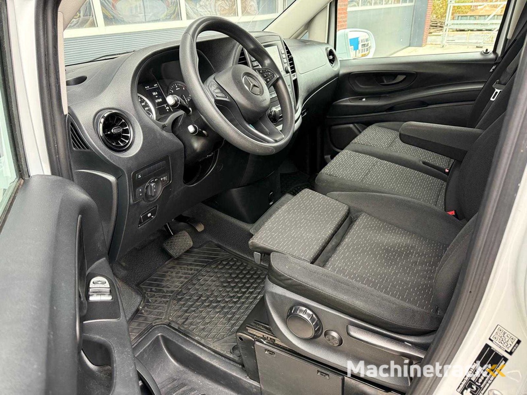 Uitgevoerde Mercedes Vito 116 Cdi lengte 3 hoogte 2 camera airco navigatie carplay 9 tronic automaat