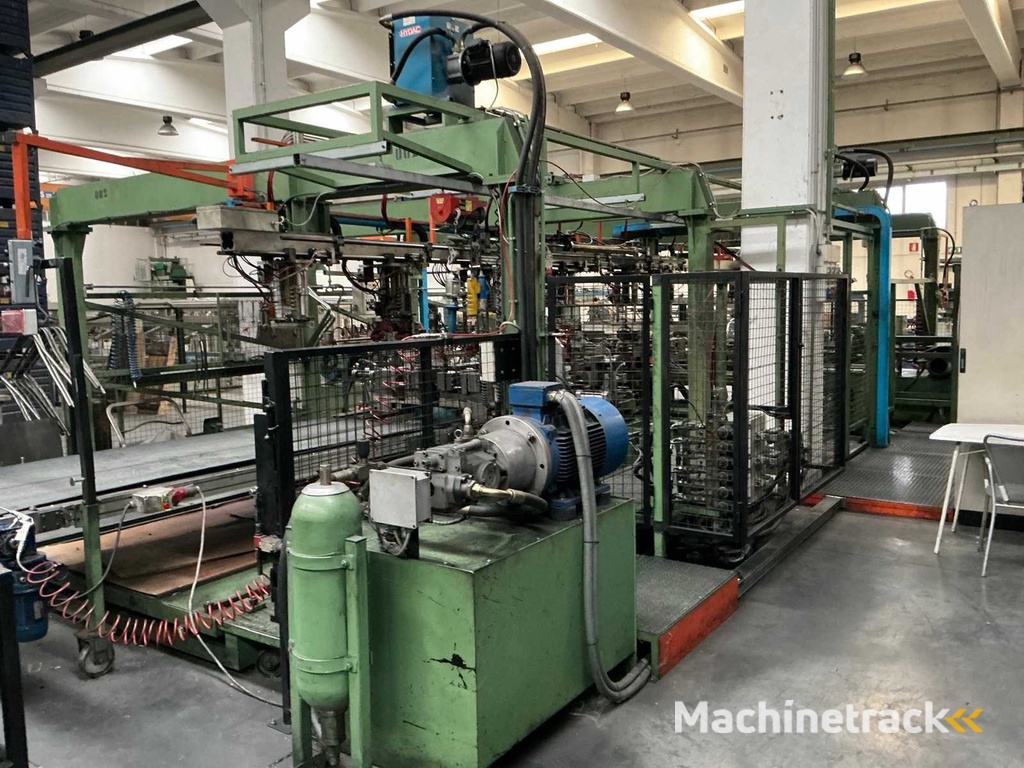 2004 - O.M.G. - Productielijn Buisoverdracht en verwerking met 6 stations (op maat)