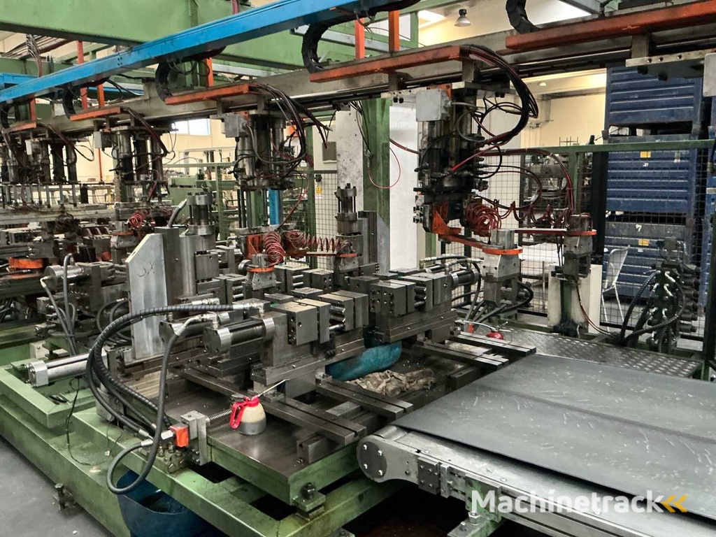 2004 - O.M.G. - Productielijn Buisoverdracht en verwerking met 6 stations (op maat)