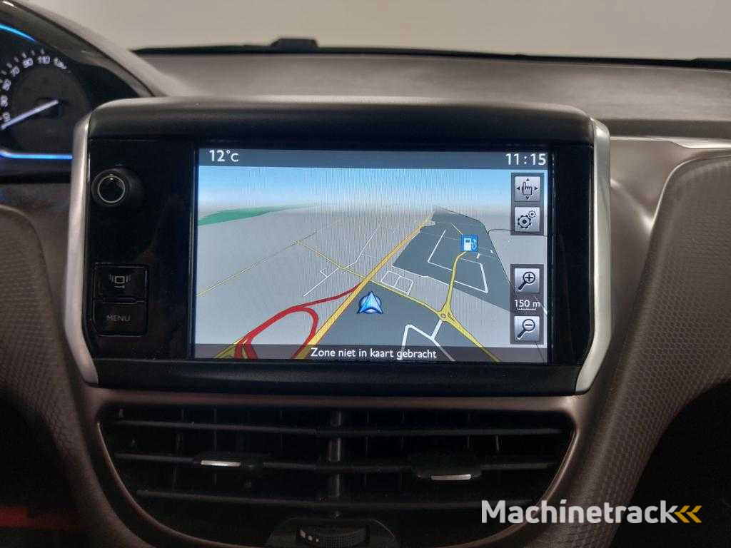 Peugeot 2008 1.2 VTi Allure, ; 7-KJV-39