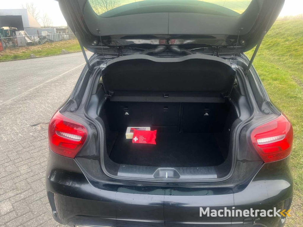 Mercedes-Benz A180 d Lease Edition Plus Automatik, ND-919-K