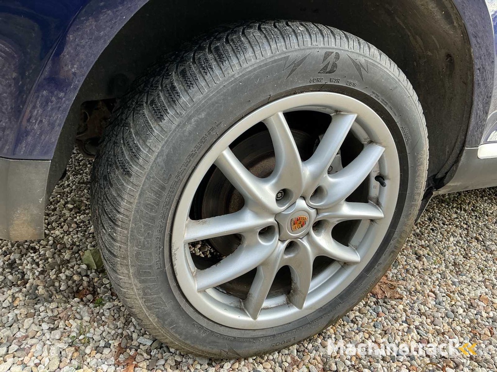 2002 Porsche Cayenne 4.5 S / 9PZ