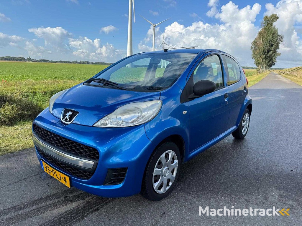 Peugeot 107 1.0-12V XR, 95-PLJ-4