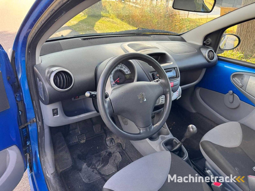 Peugeot 107 1.0-12V XR, 95-PLJ-4