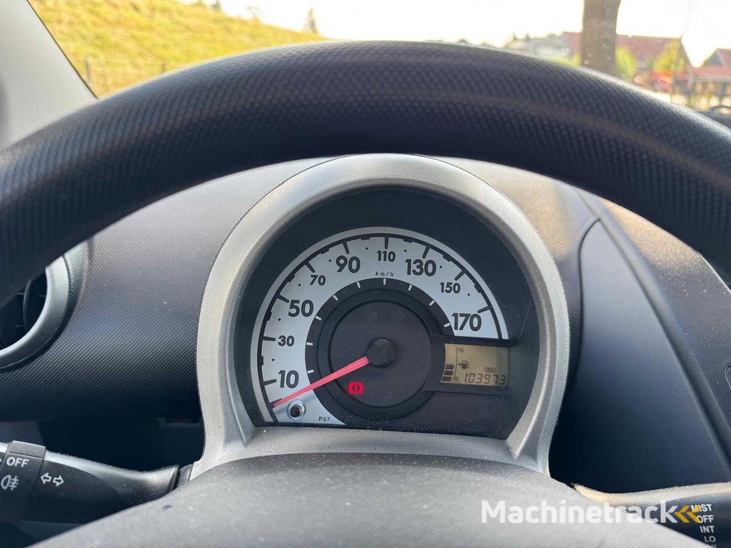 Peugeot 107 1.0-12V XR, 95-PLJ-4