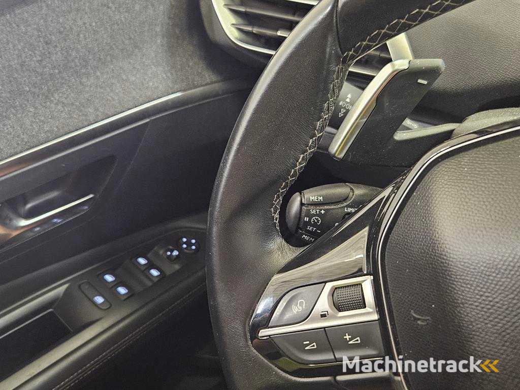 Peugeot 3008 1.2 PureTech Active , ; L-571-LK
