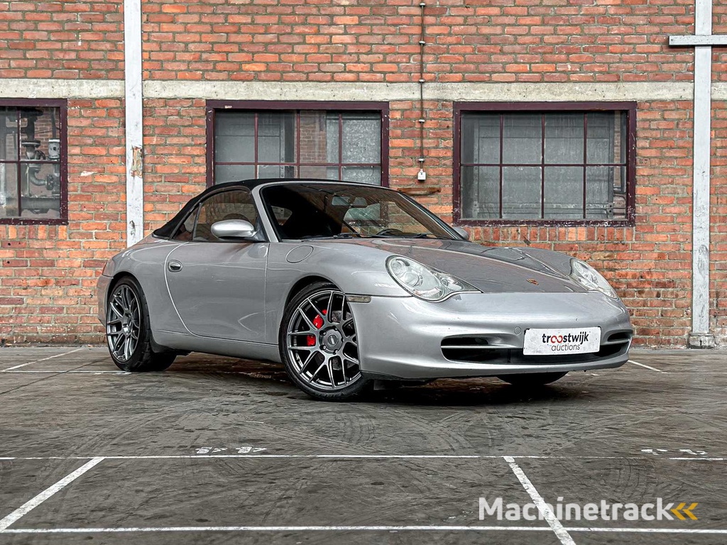 Porsche 911 Cabriolet Carrera 3.6 996 320p 2003 Youngtimer HANDGESCHAKELD