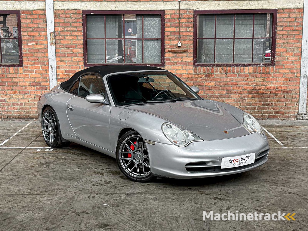 Porsche 911 Cabriolet Carrera 3.6 996 320p 2003 Youngtimer HANDGESCHAKELD