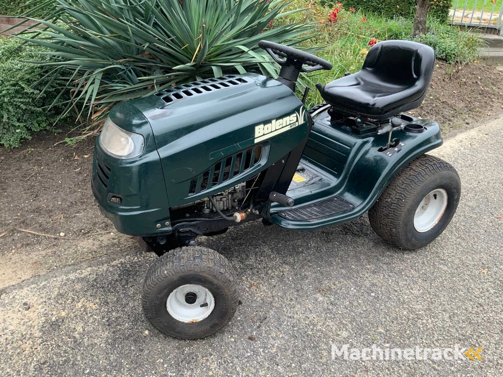 MTD BL135/96 Zitmaaier met trekhaak