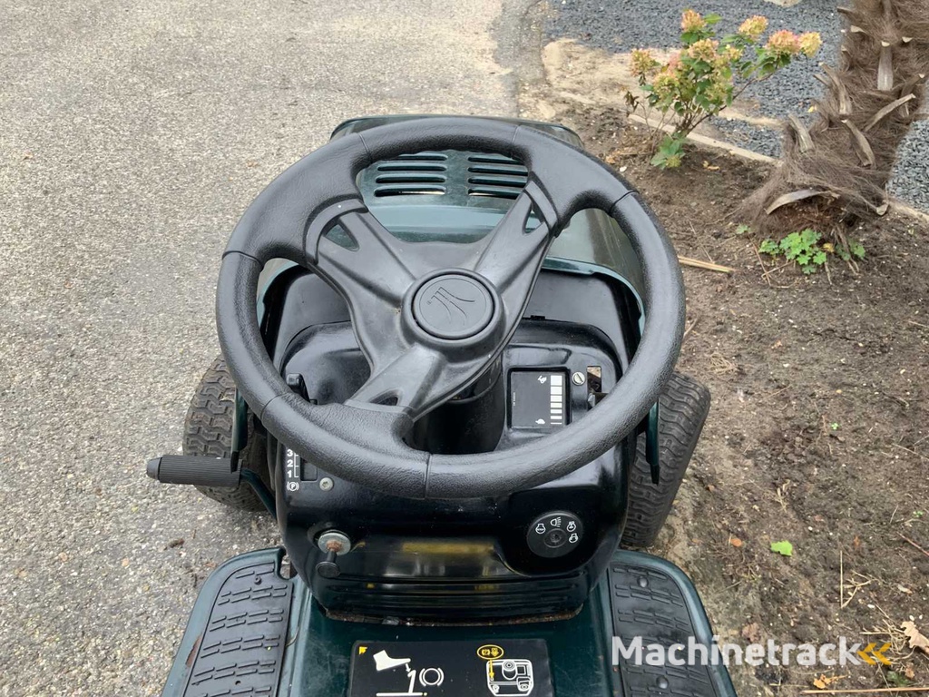 MTD BL135/96 Zitmaaier met trekhaak