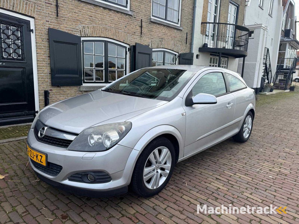 Opel Astra GTC 1.6 Sport Klimaanlage 89-ZJ-KZ