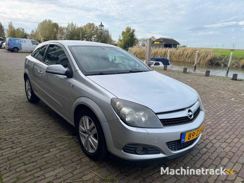 Opel Astra GTC 1.6 Sport Klimaanlage 89-ZJ-KZ