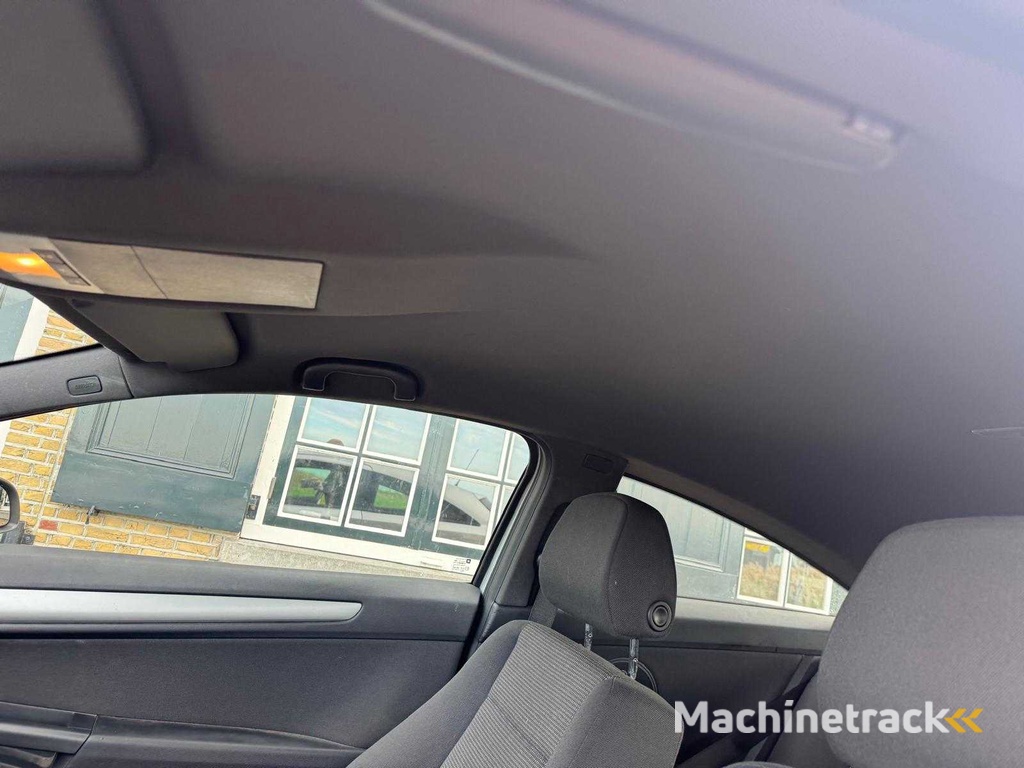 Opel Astra GTC 1.6 Sport Klimaanlage 89-ZJ-KZ