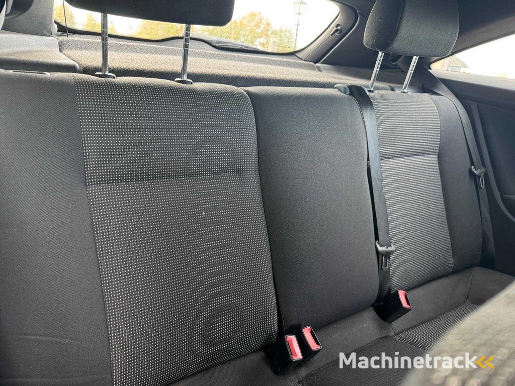 Opel Astra GTC 1.6 Sport Klimaanlage 89-ZJ-KZ