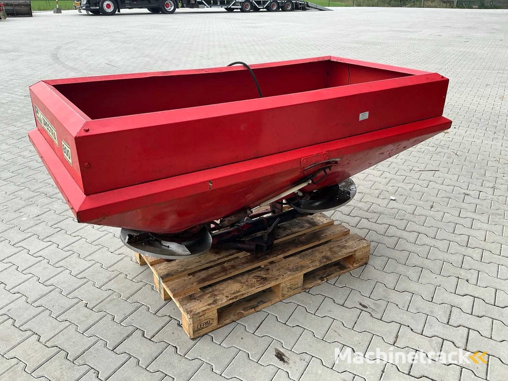 PZ Zweegers Spectra 800 Kunstmeststrooier