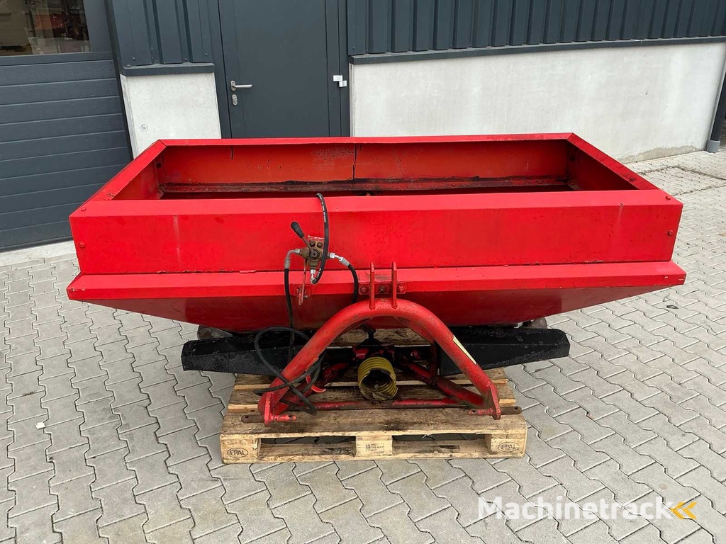 PZ Zweegers Spectra 800 Kunstmeststrooier