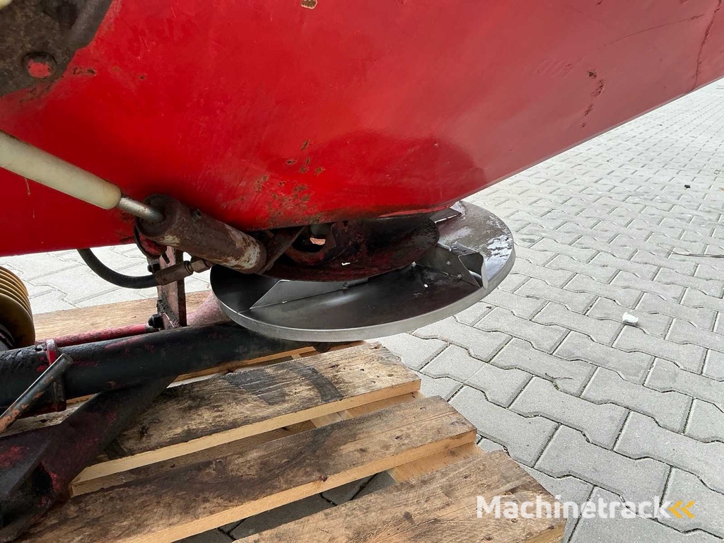 PZ Zweegers Spectra 800 Kunstmeststrooier