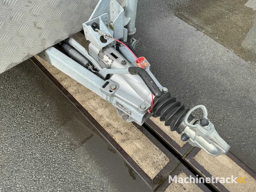 2016 Titan Jelsum Trailer